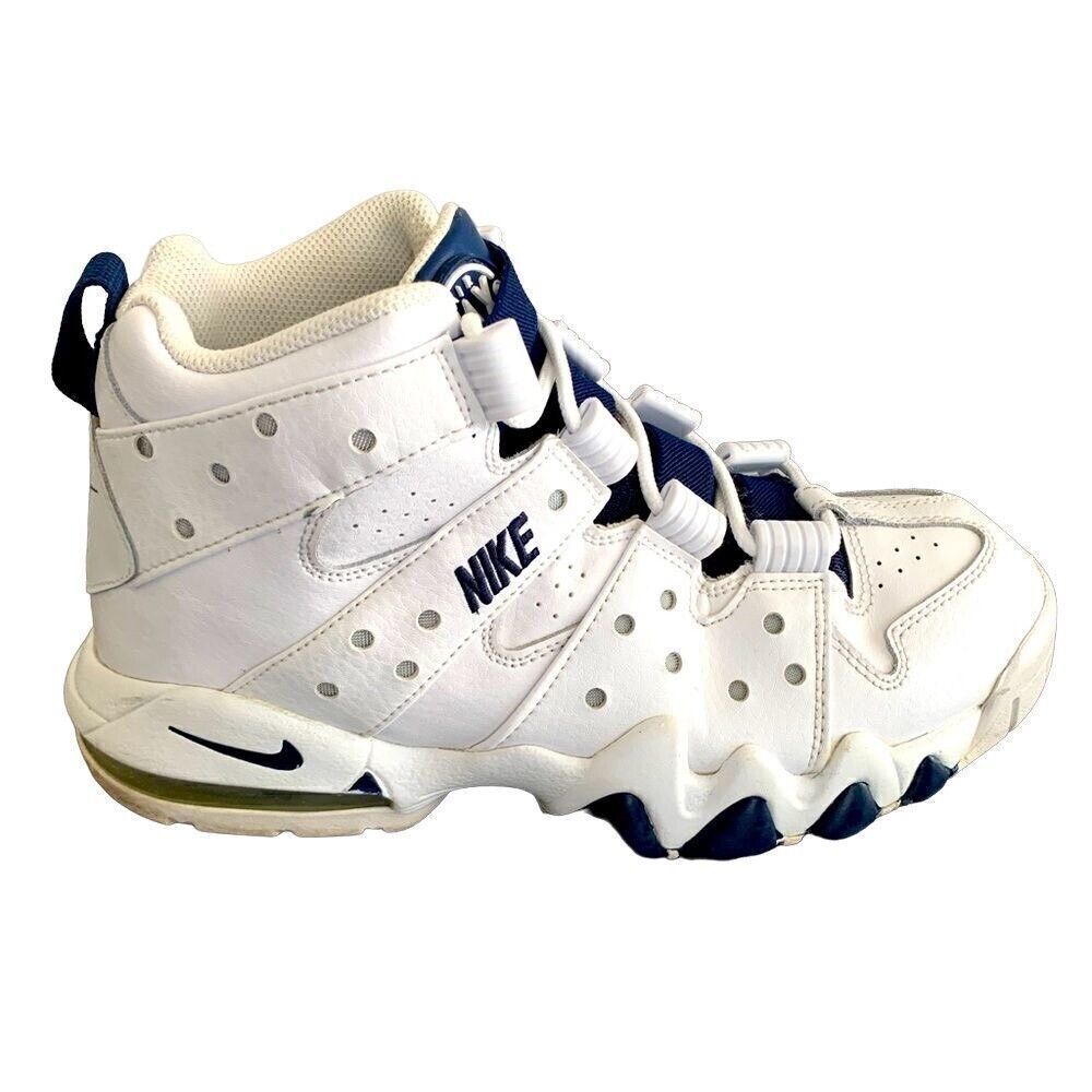 Nike Air Max White Midnight Navy Blue 7Y/ 8 woman